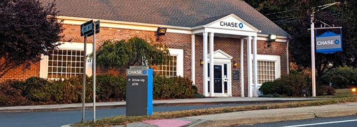 photo of a Chase Bank location